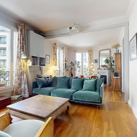 5 Pieces Familial Au Pied De Montmartre Apartment Paris